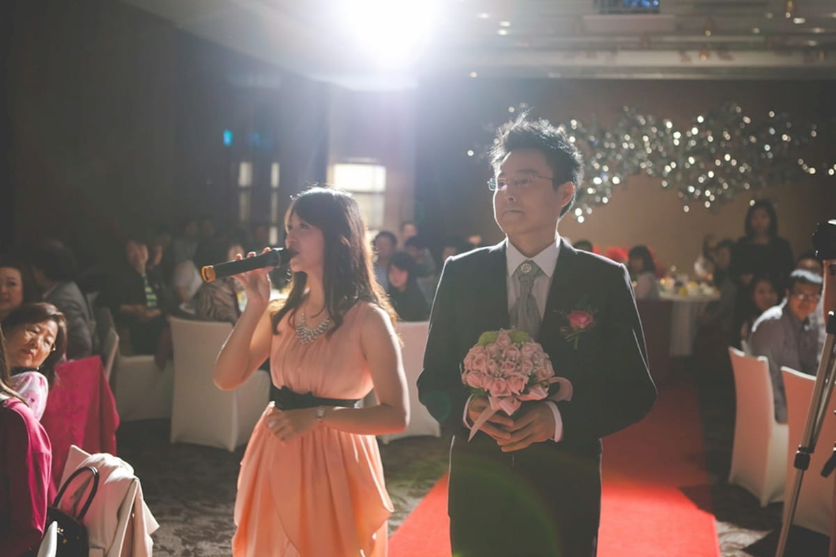 婚禮主持人 VIVI 現場主持形象照 2
